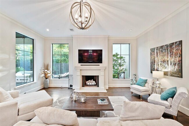 Foto del edificio - 11313 Surrey Oaks Ln