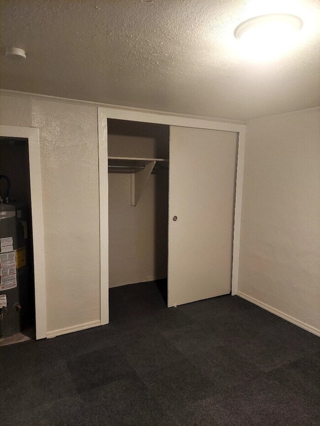 Foto del edificio - "Charming 2-Bedroom Retreat in Abbeville – Ideal Comfort and Convenience Await!"