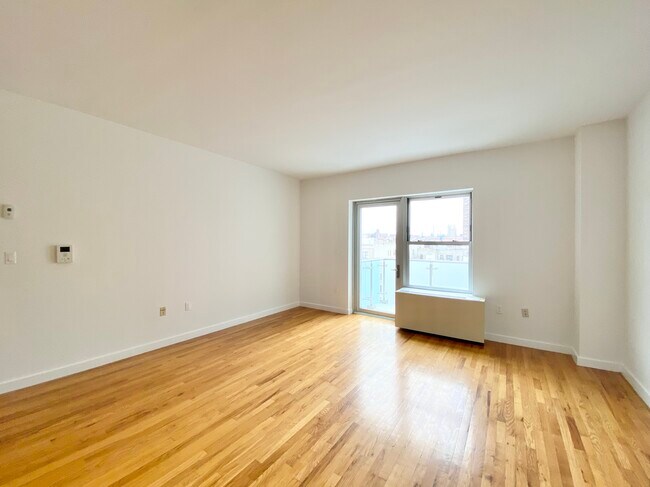 Building Photo - 620 W 143rd St