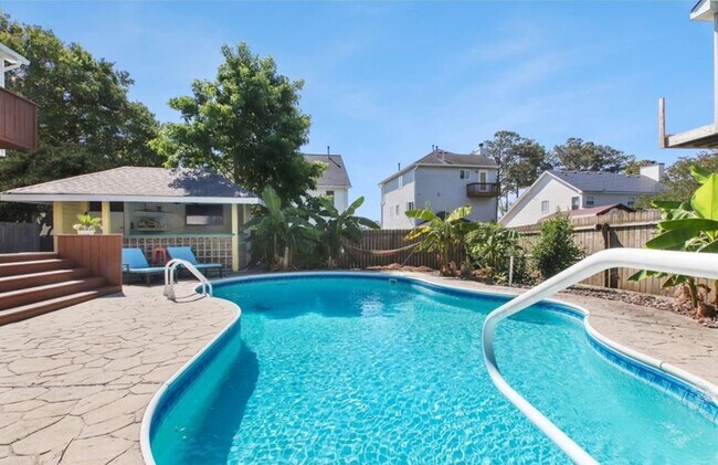 Foto del edificio - 404 Grace Ave