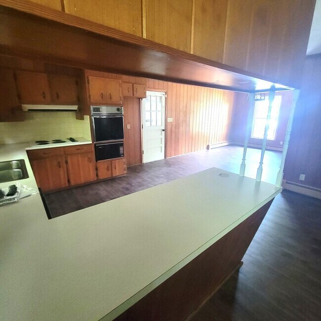 Foto del edificio - 216 Maxwell Dr