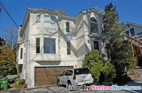 Primary Photo - 1242 Monroe Dr NE