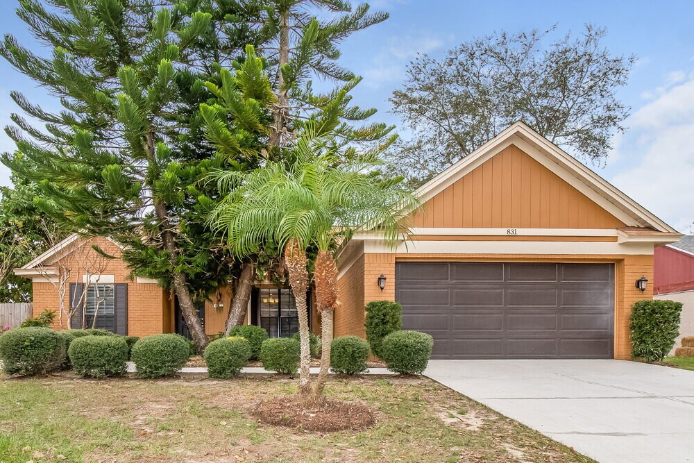 Foto principal - 831 Sunridge Point Dr