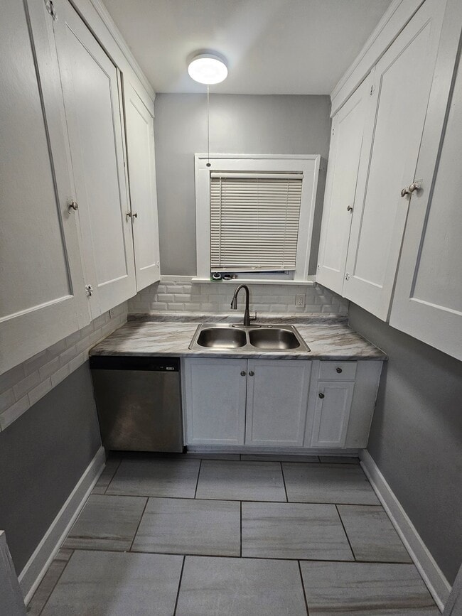 Photo - 4280 E 124th St Apartment