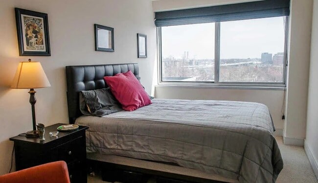 Photo - 800 4th St SW Apartment