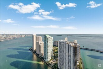 Building Photo - 300 Biscayne Blvd Way