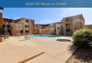 Building Photo - 1810 E Blacklidge Dr
