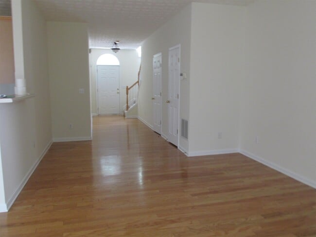 Building Photo - 3538 Lantern View Ln