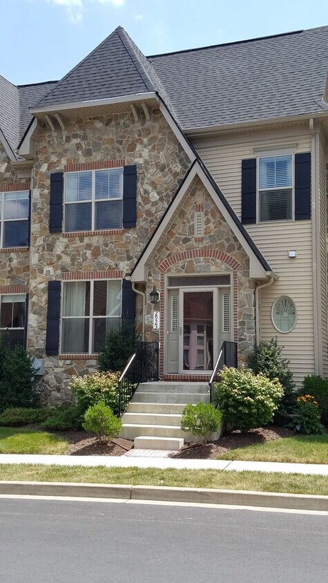 Foto principal - Stunning chateau-style home in Wormans Mill Community ready mid January!