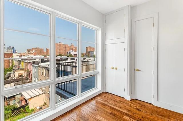 Foto principal - 2 bedroom in BRONX NY 10454