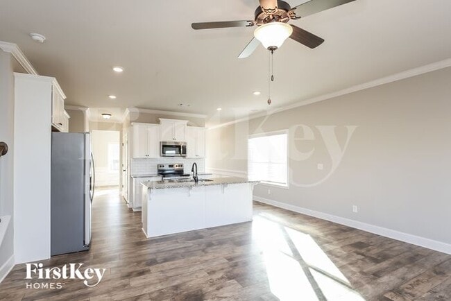 Building Photo - 4415 Highland Gate Pkwy