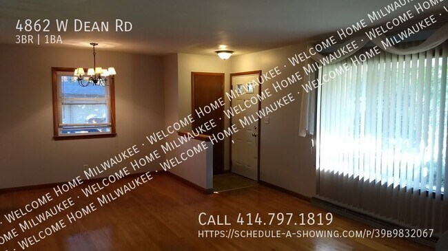 Building Photo - Brown Deer Single Family with Stunning Yar...