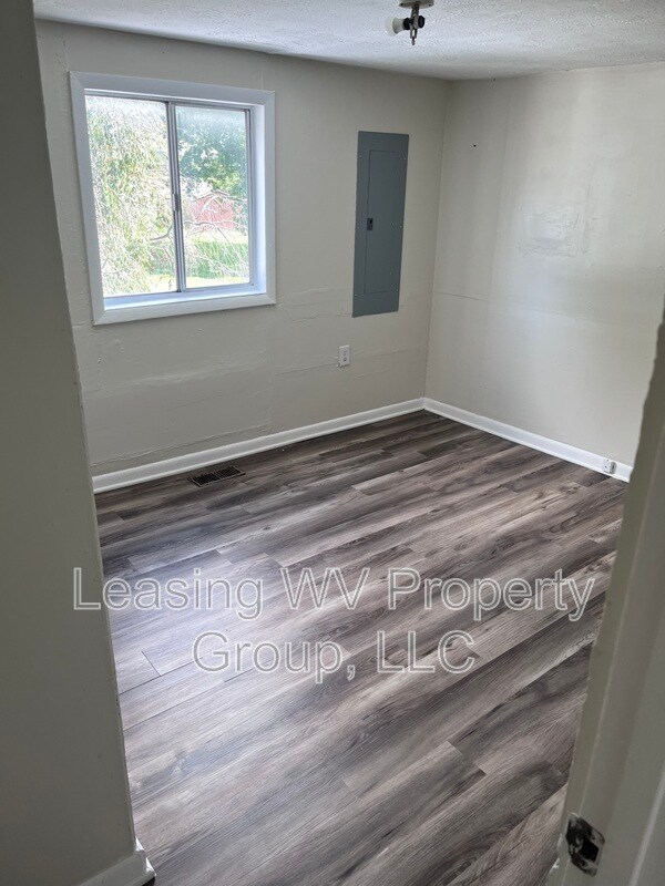 Foto del edificio - 4508 Riverside Dr
