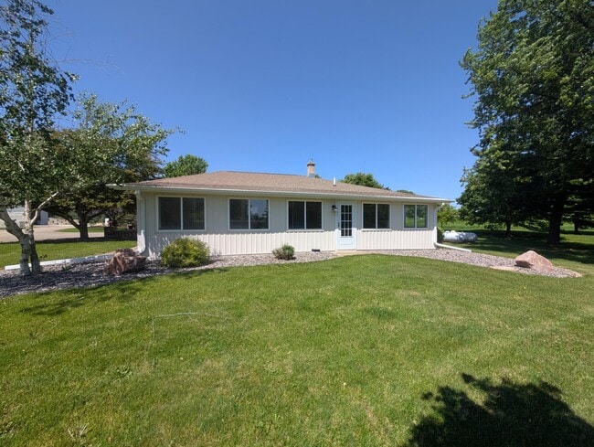 Building Photo - W2629 Kramer Rd