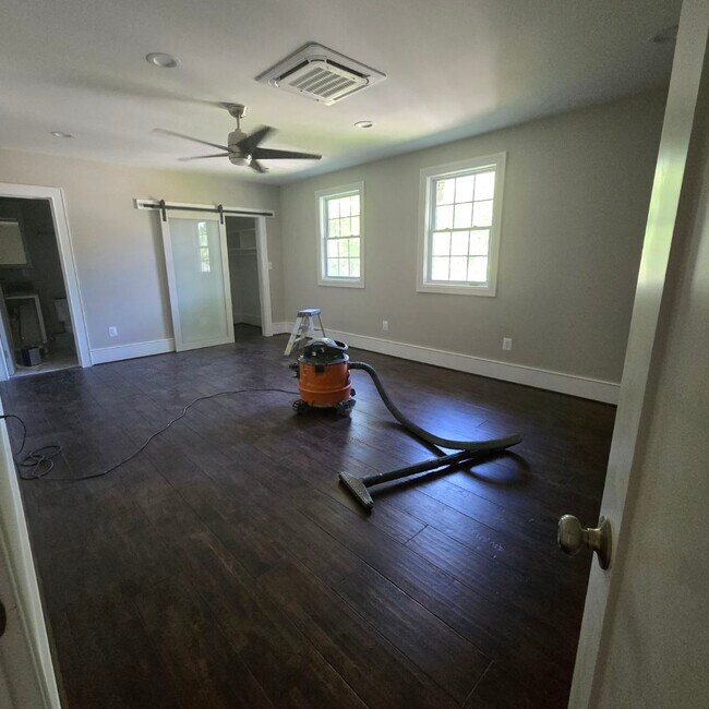 Building Photo - 7708 Appomattox Ave