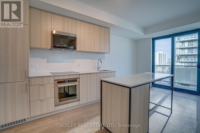 Building Photo - 251 Masonry Wy