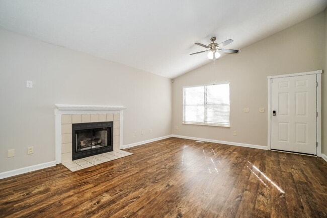 Building Photo - 3428 Oak Bend Blvd