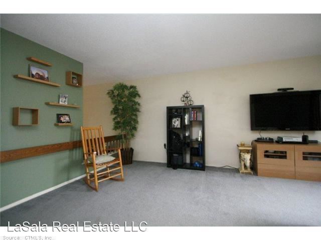 Building Photo - 3 br, 2.5 bath House - 1 Cherokee Court