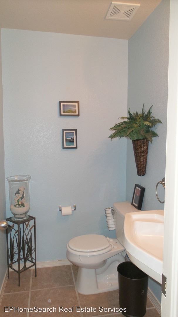 Foto del edificio - 12500 Gus Salcido Ln