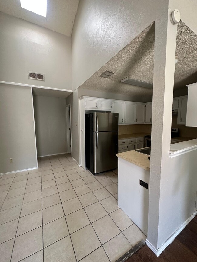 Building Photo - 5618 Brownfield Dr