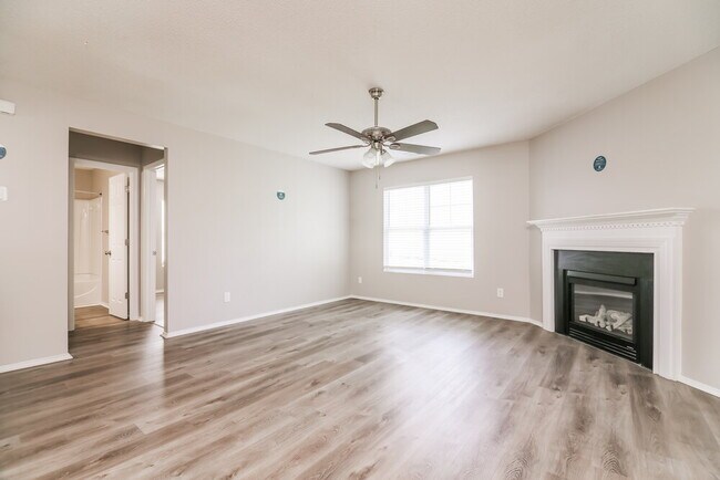 Foto del edificio - 3168 Varcroft Rd