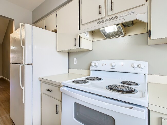 Foto del edificio - 1015 Harden Ct