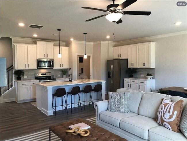 Foto del edificio - 4729 Cypress Pk Dr