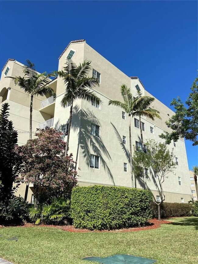 Building Photo - 10700 NW 66th St