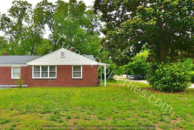 Building Photo - 999 Seminole Dr, Unit B, W. Columbia, SC, ...