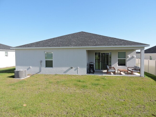 Building Photo - 4/2 Single Family Home