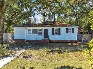 Building Photo - 2301 La Roche Ave