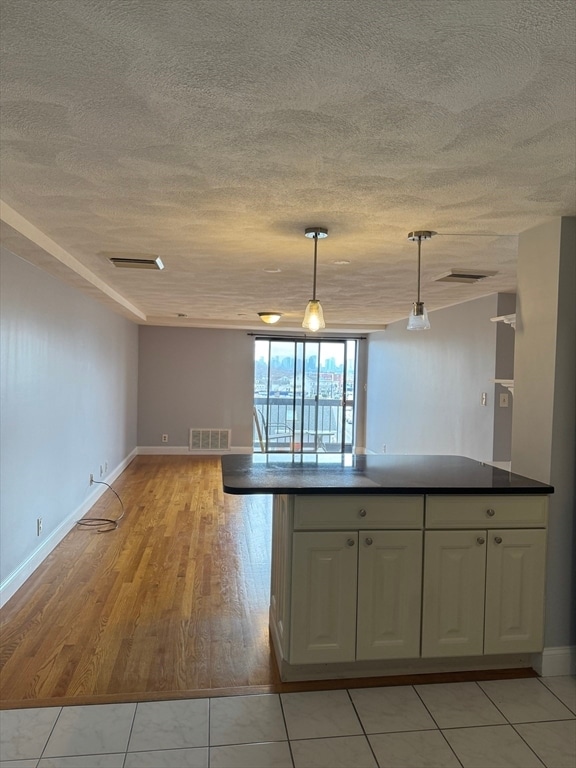 Building Photo - 205 Ferry St