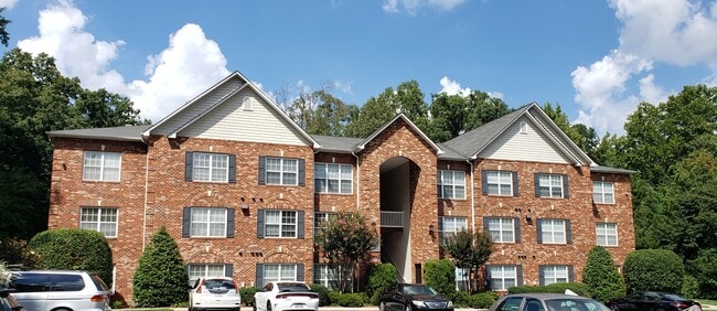 Building Photo - 5238 Hilltop Rd