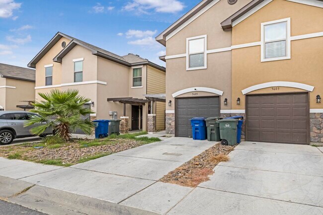 Building Photo - 5605 Montevista Dr