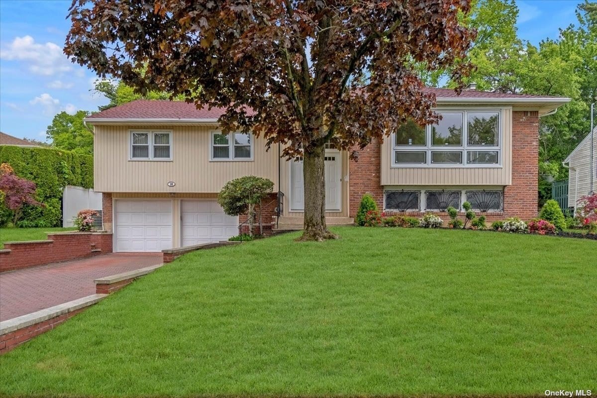Foto principal - 18 Dogwood Rd