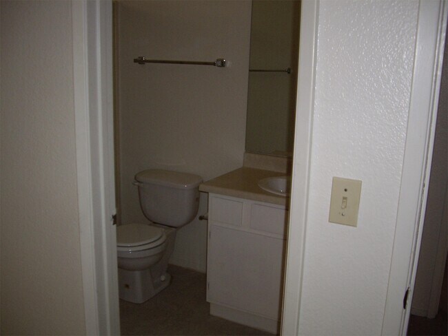 Building Photo - 3770 Desert Marina Dr