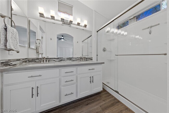 Building Photo - 9848 Lenox Crest Pl