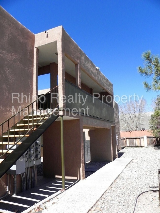 Foto del edificio - 8101 Marble Ave NE