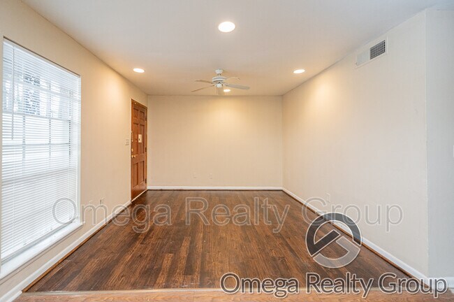 Foto del edificio - 139 Foust Ct