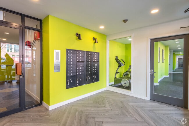 Lobby Photo - 840-846 Massachusetts Ave