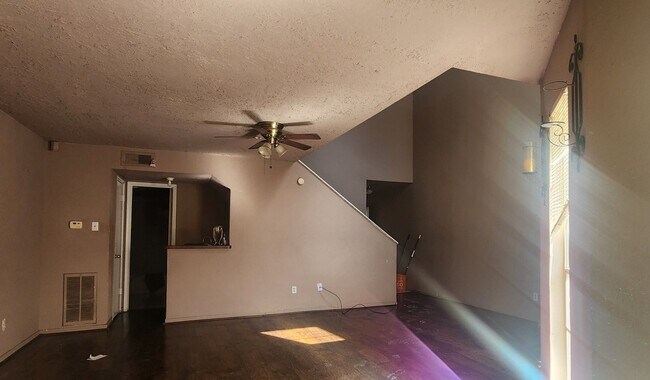 Building Photo - 12307 W Village Dr