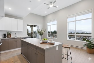 Building Photo - 1514 McCallum Rd