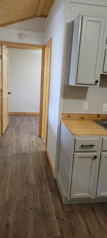 Foto del edificio - 13242 Montana Rd