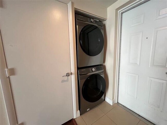 Foto del edificio - 7275 SW 90th Way