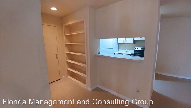 Foto del edificio - 1 br, 1 bath House - 733 Riverside Dr.  #1214
