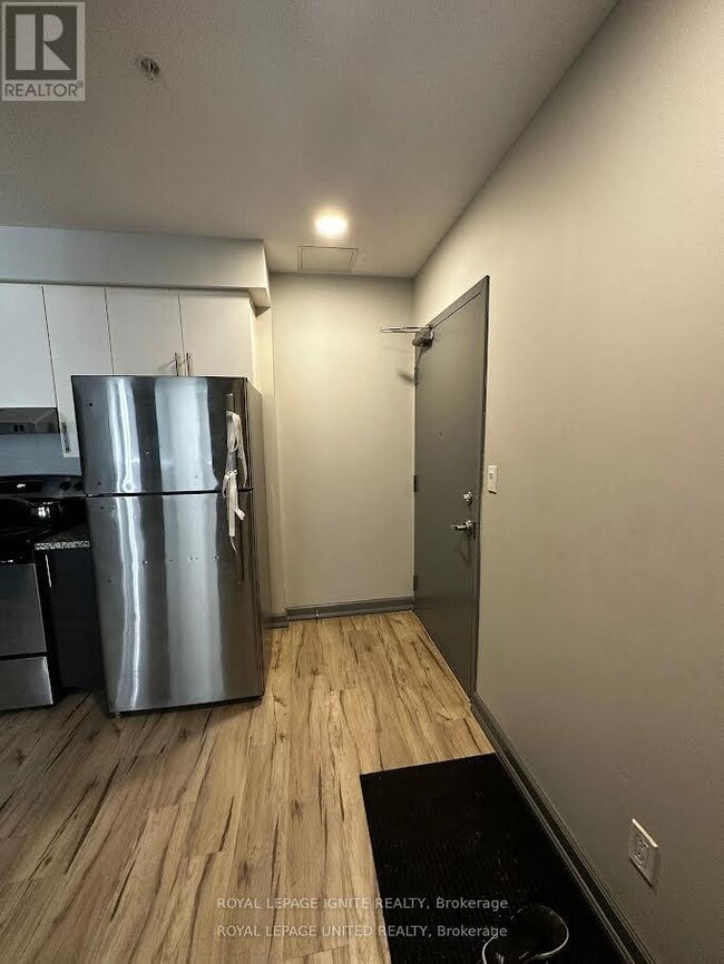 Building Photo - 258A Sunview St