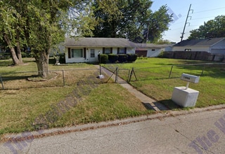 Building Photo - 1806 Southwood Dr