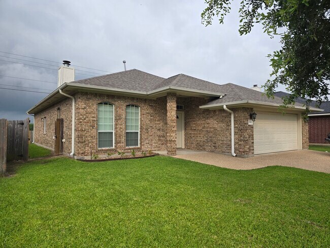 Building Photo - 3718 Dove Hollow Ln