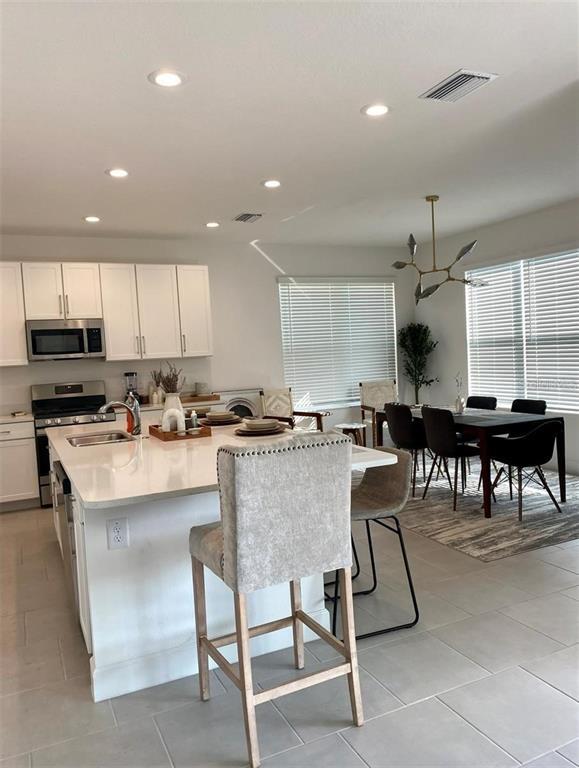 Foto del edificio - 3101 Hollow Hickory Pl