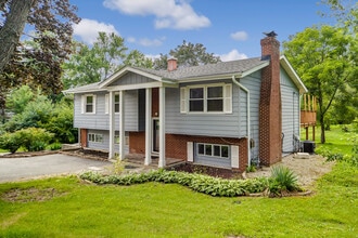 Building Photo - 110 Haman Rd